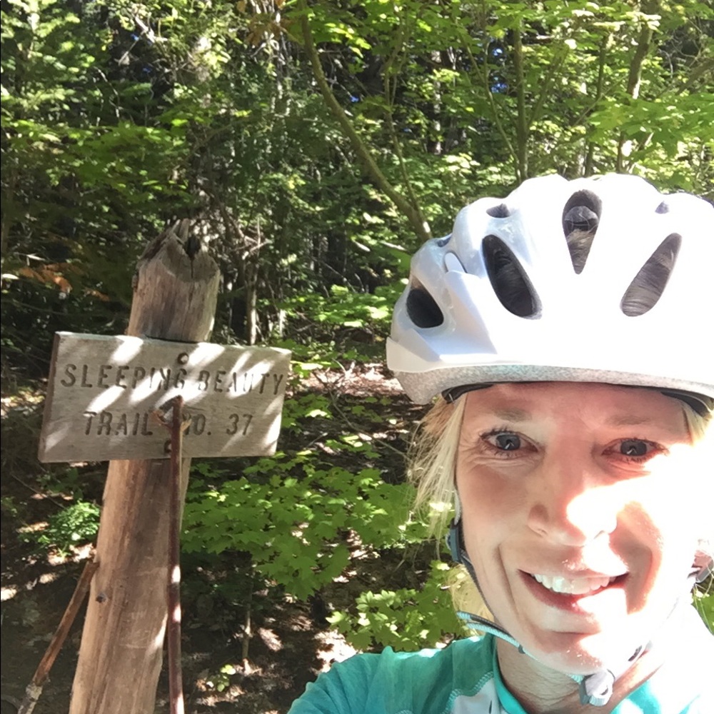 Meet your Posher, Jennifer